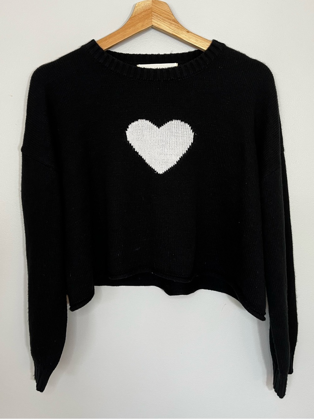 Saltwater Luxe Black White Heart Knit Cropped Boxy Crewneck Sweater Womens Small